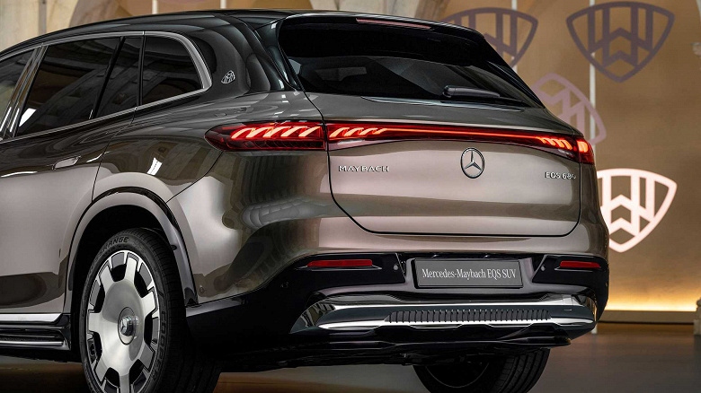 Представлен роскошный кроссовер Mercedes-Maybach EQS 2024